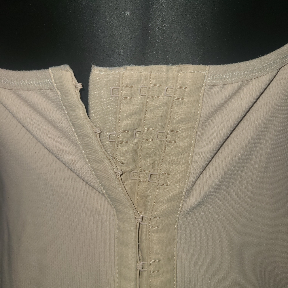 Women's Cream Shapewear Bodysuit - Picture 4 of 8